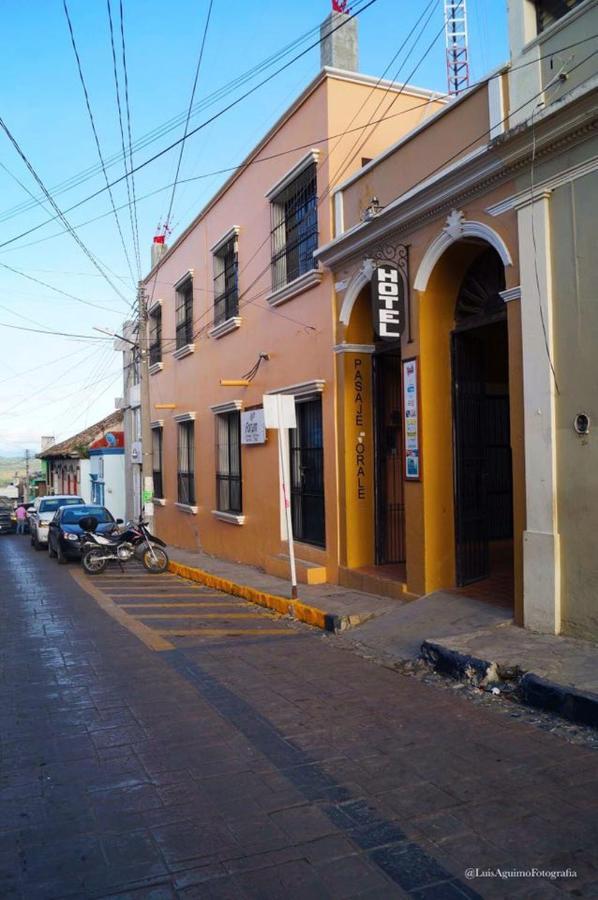Hotel Del Pasaje Morales Комитан-де-Домингес Экстерьер фото